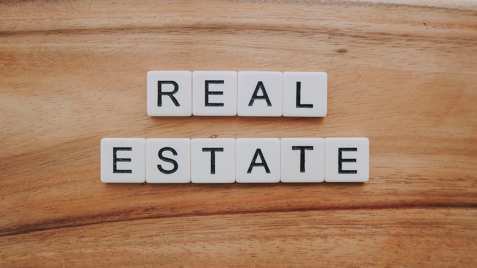 Ways to leverage your credit to build a real estate portfolio